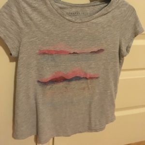 Grey mountain print t-shirt
